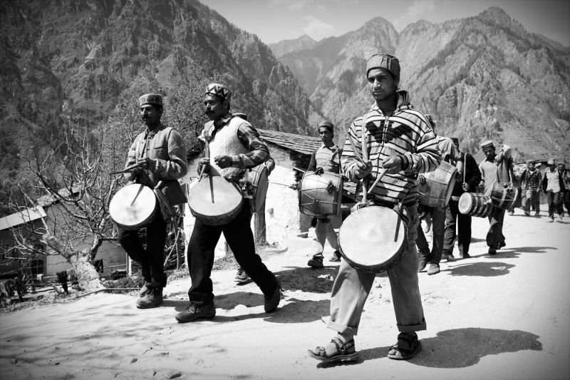 Indie - hudebníci z Parvati valley, 2012